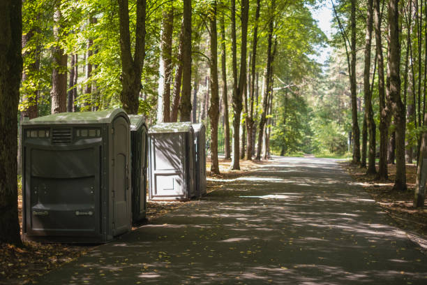 Portable Toilet Options We Offer in Clifton, TX
