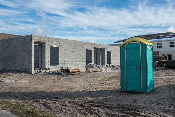 Best Portable restroom trailer rental  in Clifton, TX